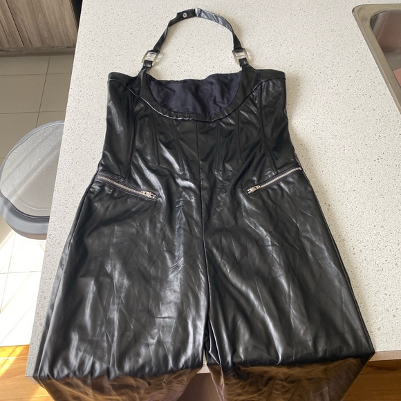 I am gia jumpsuit - Picture 4 of 5